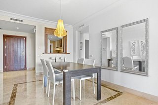 Piso en venta en Los Naranjos en Marbella