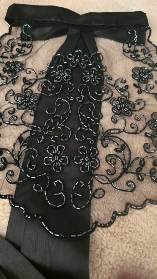 Mantilla y delantal novia Alicantina negro/blanca