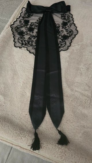 Mantilla y delantal novia Alicantina negro/blanca