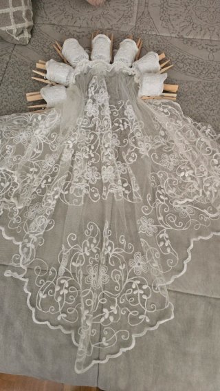 Mantilla y delantal novia Alicantina negro/blanca
