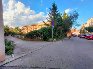 Garaje en alquiler en Eixample Sud – Migdia en Girona