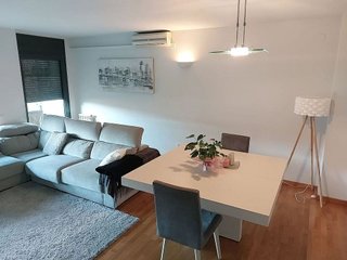 Piso en alquiler en Eixample Nord – La Devesa en Girona