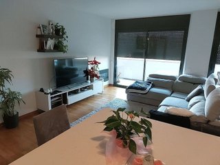 Piso en alquiler en Eixample Nord – La Devesa en Girona