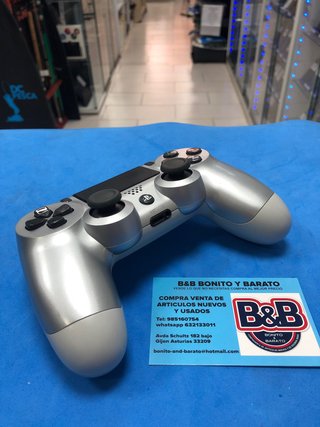 Mando ps4 plateado sony