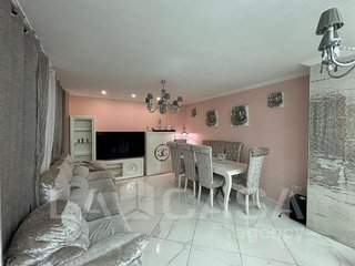 Chalet en venta en Montequinto en Dos Hermanas