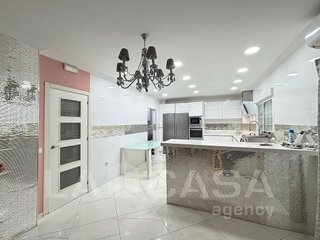 Chalet en venta en Montequinto en Dos Hermanas
