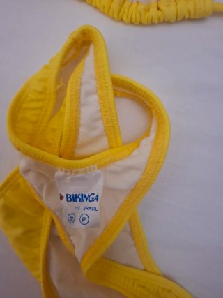 Bikini amarillo