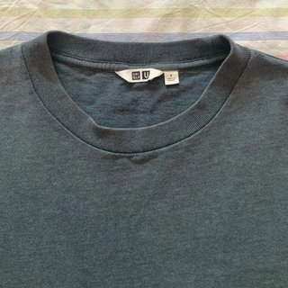 Camiseta Oversize Uniqlo U con Bolsillo /Talla S
