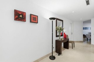 Piso en venta en Los Naranjos - Las Brisas en Marbella