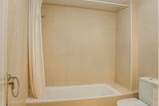 Piso en venta en Nueva Andalucía centro en Marbella