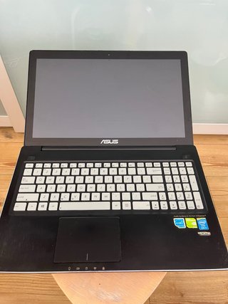 Portátil ASUS 15.6 FHD Táctil i7 NVIDIA