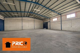 Nave industrial en venta en Centro en Cáceres