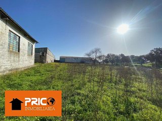 Nave industrial en venta en Centro en Cáceres