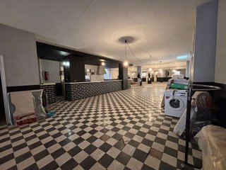 Local comercial en venta en Este en Castellón de la Plana