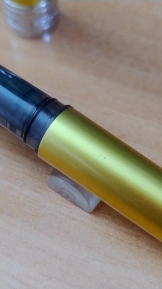 Pluma Platinum Plaisir 0.3mm Amarilla
