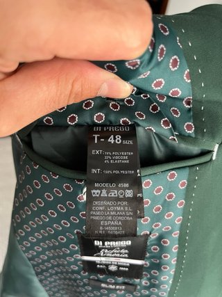 Traje di Prego verde