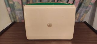 Radio Portátil Invicta Beige y Verde