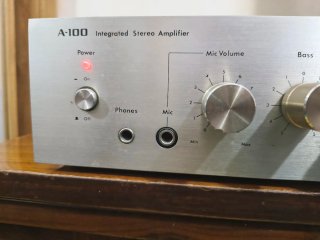 Amplificador Onkyo A-100 Plata