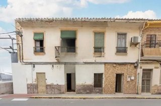 Casa adosada en venta en Centro Ciudad en Paterna