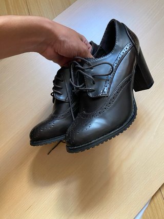 Zapatos de tacón Abloom marrones