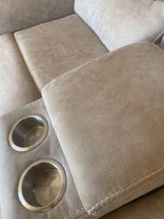 Sofá 2 plazas con posavasos