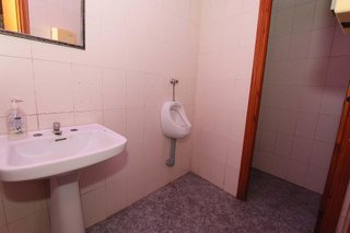 Local comercial en venta en Montijo