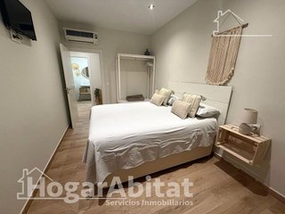 Piso en venta en La Malva-rosa en Valencia
