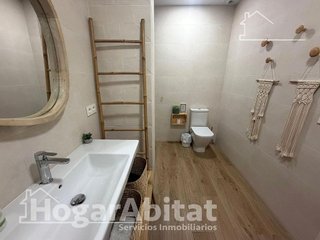 Piso en venta en La Malva-rosa en Valencia