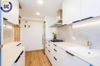 Ático en venta en Aiora en Valencia