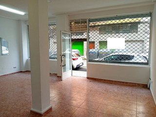 Local comercial en venta en El Llano en Gijón
