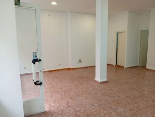 Local comercial en venta en El Llano en Gijón