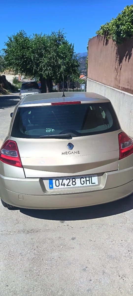 Renault Megane 2008 - foto 1