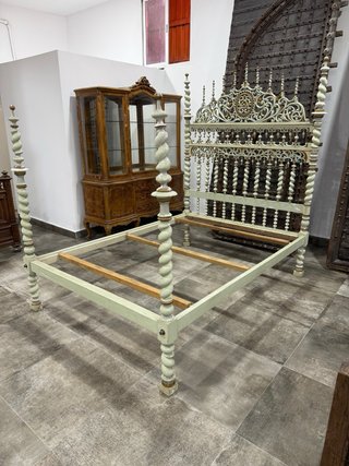 Cama Portuguesa Hierro Forjado y Madera