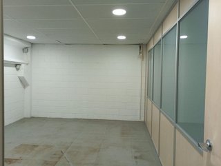 Local comercial en alquiler en Montigalà -Sant Crist en Badalona