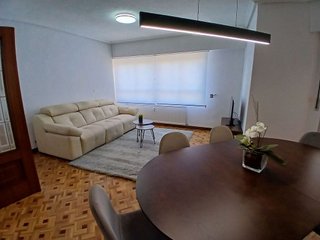 Piso en alquiler en Plaza España - Villa Pilar - Reyes Católicos - Vadillos en Burgos