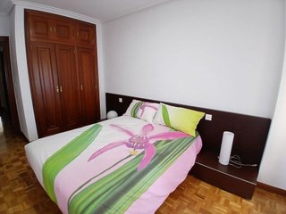 Piso en alquiler en Plaza España - Villa Pilar - Reyes Católicos - Vadillos en Burgos