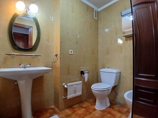 Piso en alquiler en Plaza España - Villa Pilar - Reyes Católicos - Vadillos en Burgos