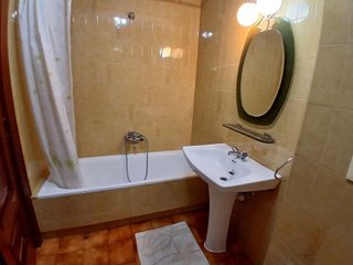 Piso en alquiler en Plaza España - Villa Pilar - Reyes Católicos - Vadillos en Burgos