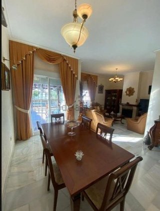 Chalet en venta en Montequinto en Dos Hermanas