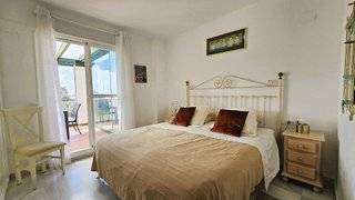 Ático en venta en Nueva Andalucía centro en Marbella