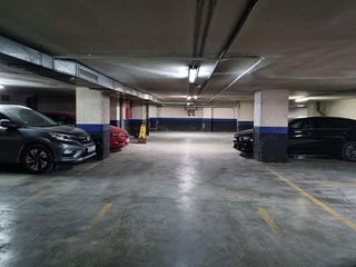 Garaje en venta en Palacio en Madrid