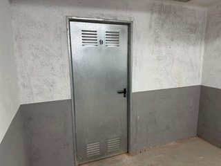 Garaje en venta en Santa Eugènia en Girona