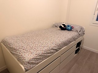 Cama con cajones, somier y colchón