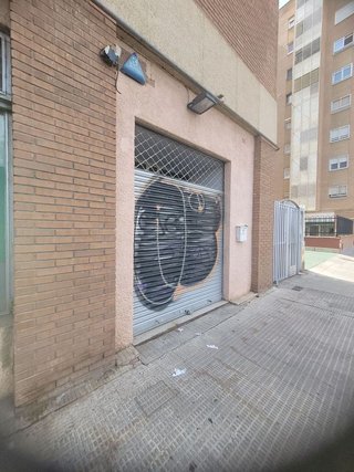 Local comercial en alquiler en La Almozara en Zaragoza