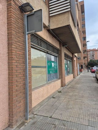 Local comercial en alquiler en La Almozara en Zaragoza