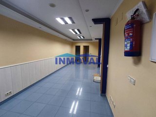 Local comercial en alquiler en Centro en Valdepeñas