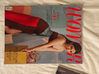 Revistas Vogue y una Woman, moda