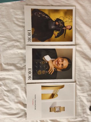 Revistas Vogue y una Woman, moda