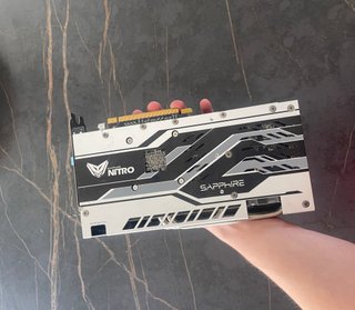 Tarjeta Gráfica Sapphire Nitro RX 570 4GB