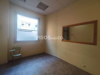 Local comercial en alquiler en Os Mallos - San Cristóbal en Coruña (A)